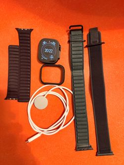 Apple Watch Ultra 2 Black with extra Apple Bands + Carbon Fiber Case