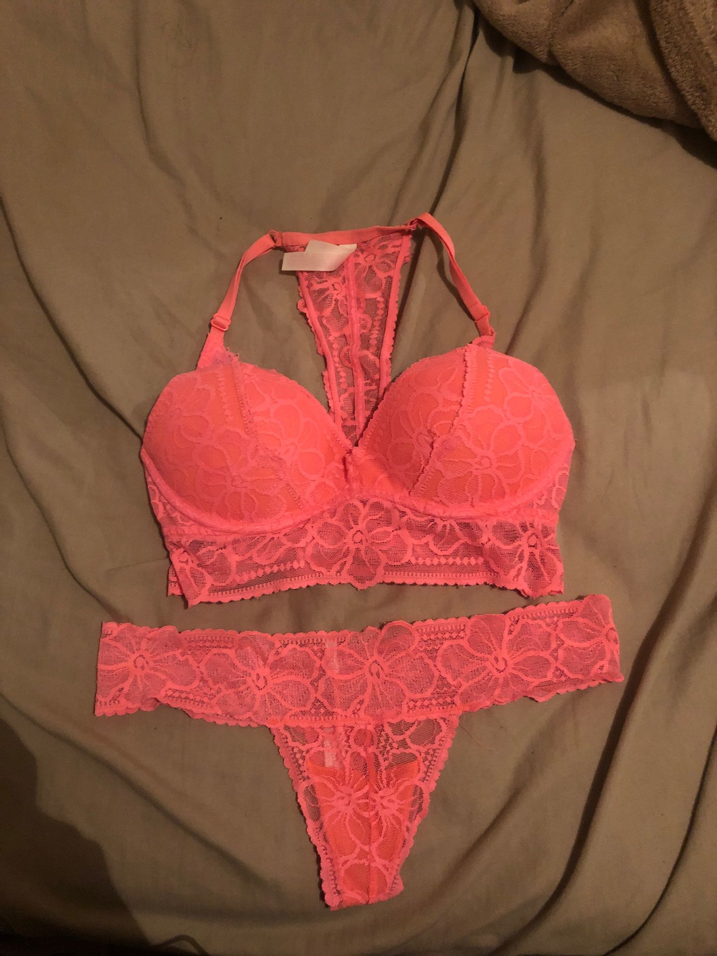 Pink bra set