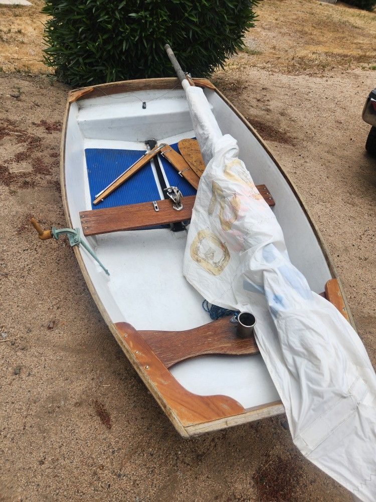 Melcraft 8ft Dingy Sailboat
