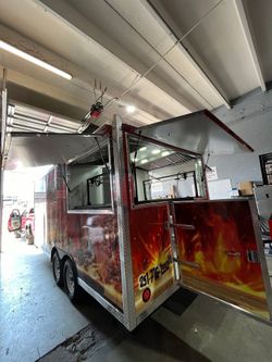 Camion de Comida 18 Pies / Food Trailer