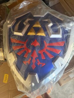 Legend of Zelda Hylian Shield Replica costume
