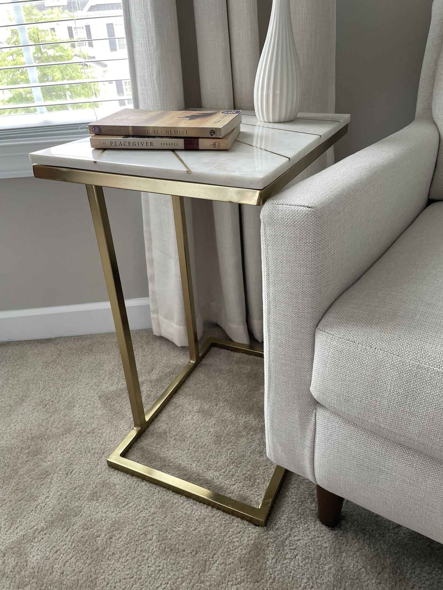 LIKE NEW HomeGoods Gold Side Table for Sale in Virginia Beach, VA OfferUp