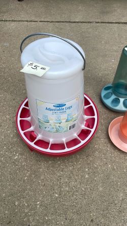 Chicken feeder and waterer