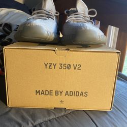 Yeezy Boost 350s grey