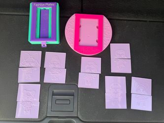 LOL Surprise Fashion Plates Set