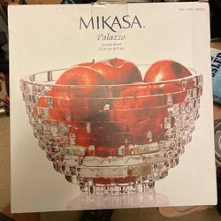 Mikasa Palazzo Crystal Bowl