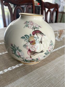 Lenox Serenade Globe vase