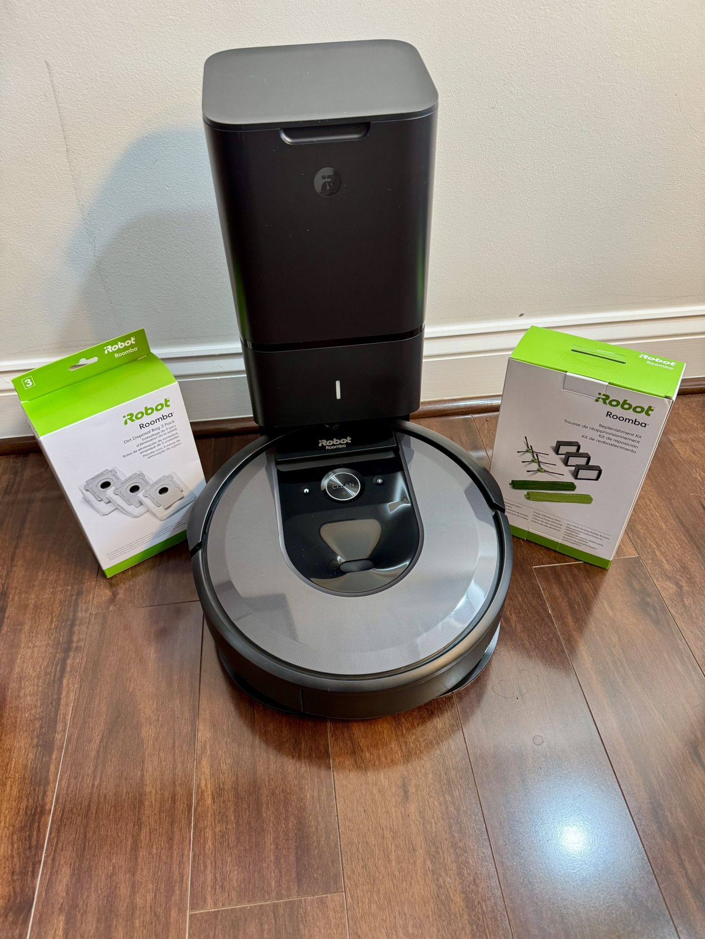 iRobot Roomba i7; robot vacuum