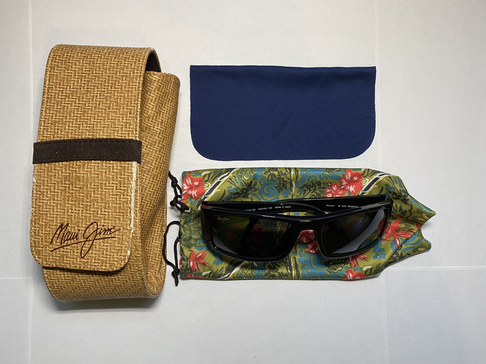 Maui Jim Rare Akamai Black MJ 212 Sunglasses Jewelry Accessories