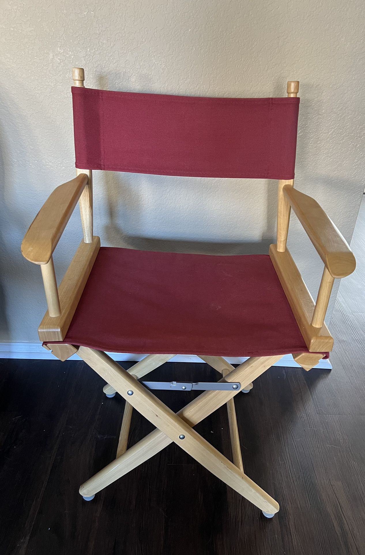 Short Director’s Chair