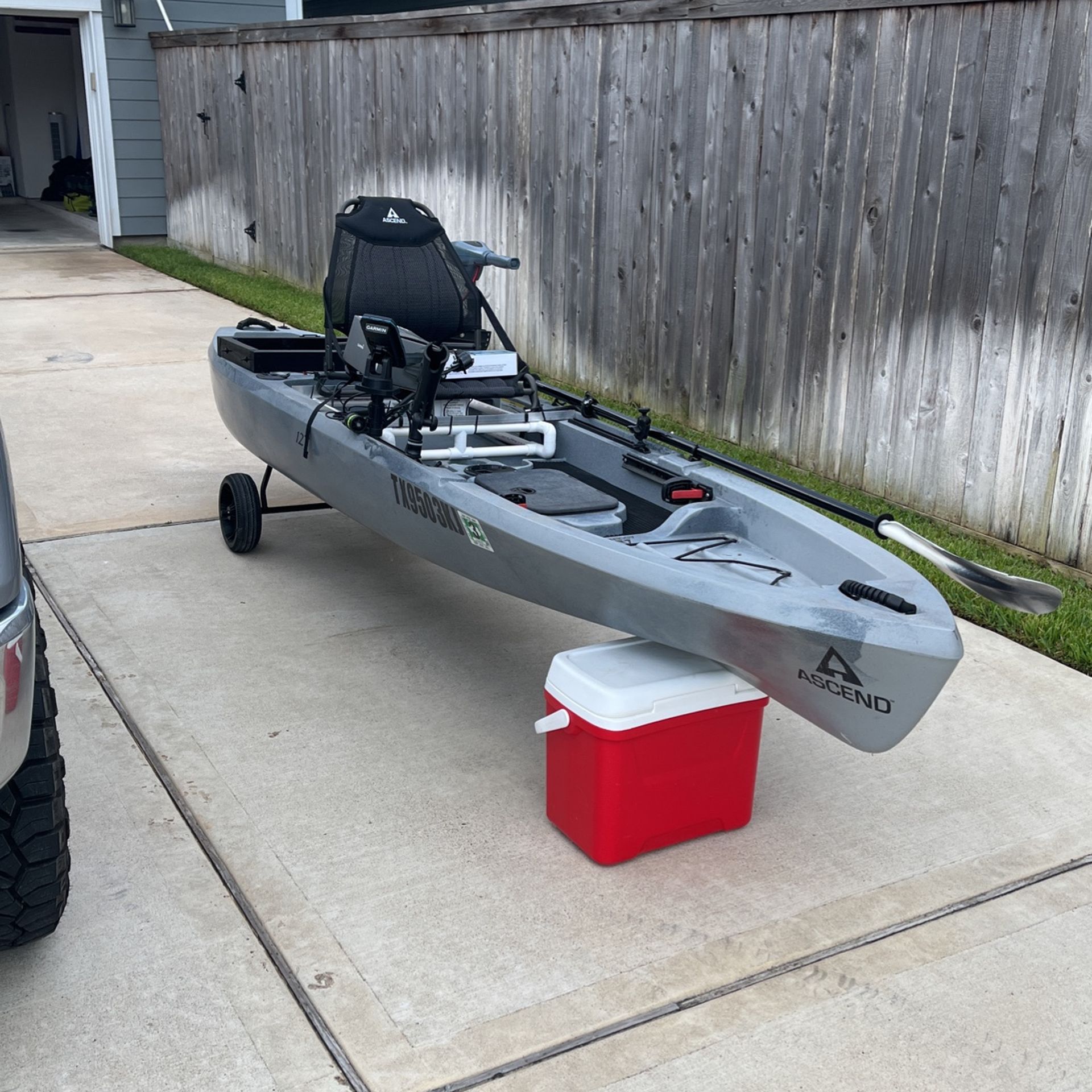 Ascend 12ft Fishing kayak W/ 55lb Thrust Trolling Motor and Accessories