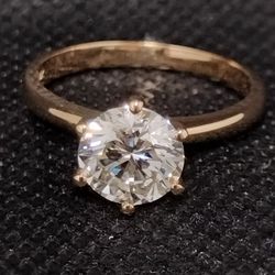 Stunning 1.90 CT Diamond Engagement Ring 