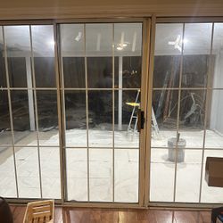 Sliding Door 