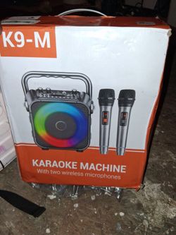 Wireless karaoke machine