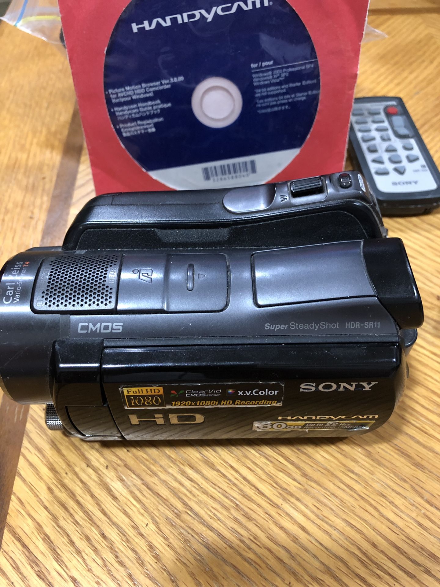 Sony HDR SR11 Handycam camera/camcorder