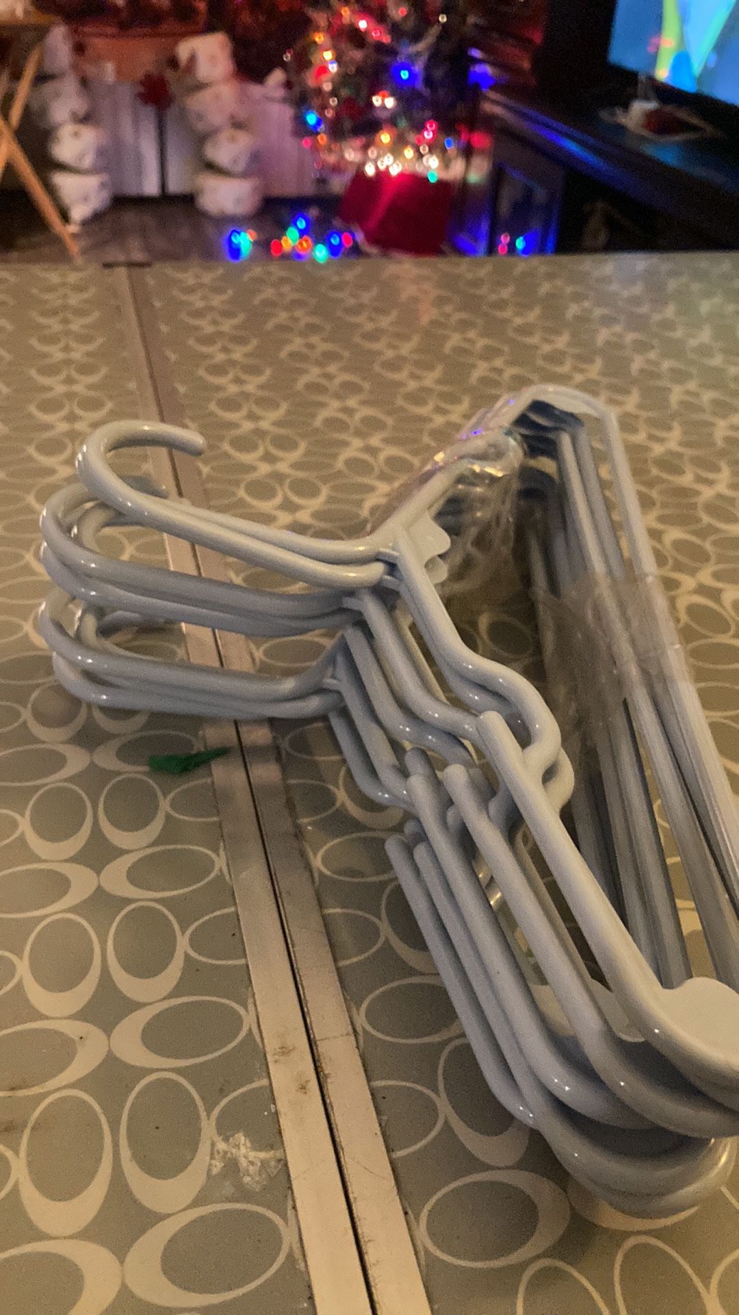 11 children’s hangers