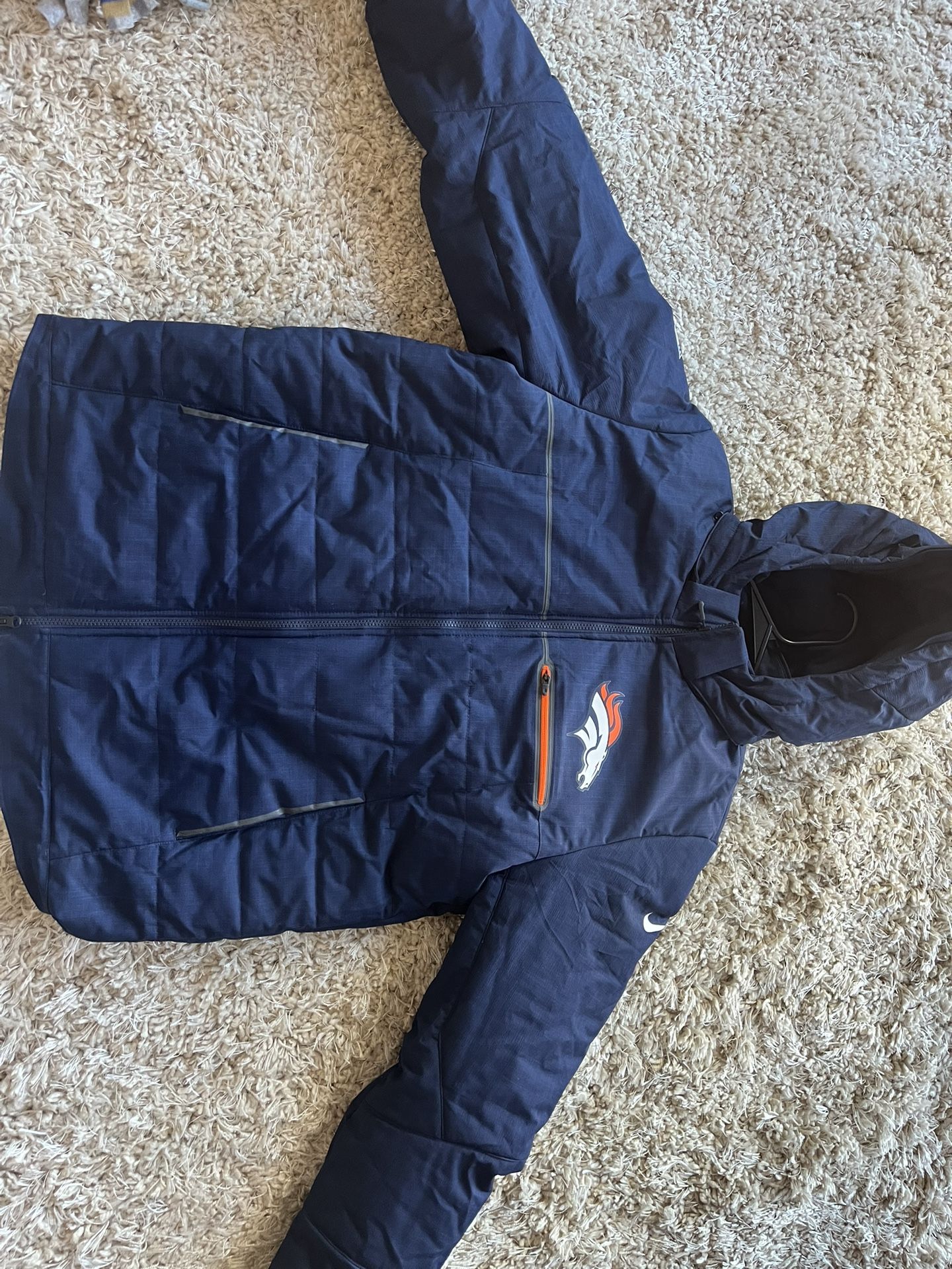 Men’s Large Bronco Winter Coat