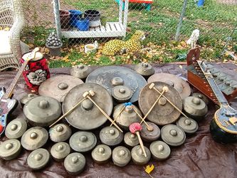 Gamelan Gong Set with Mallets
