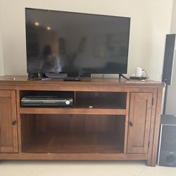 Entertainment TV stand Wooden