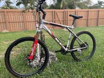 GT mountain bike  Avalanche 0.5