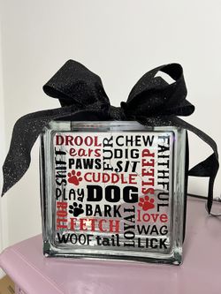 Glass Cube W/ Fairy Lights (Dog)