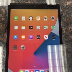 Apple iPad 8th Gen (32gb)