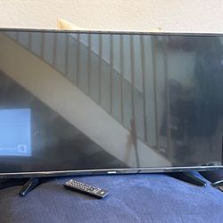TOSHIBA 43” Flatscreen TV