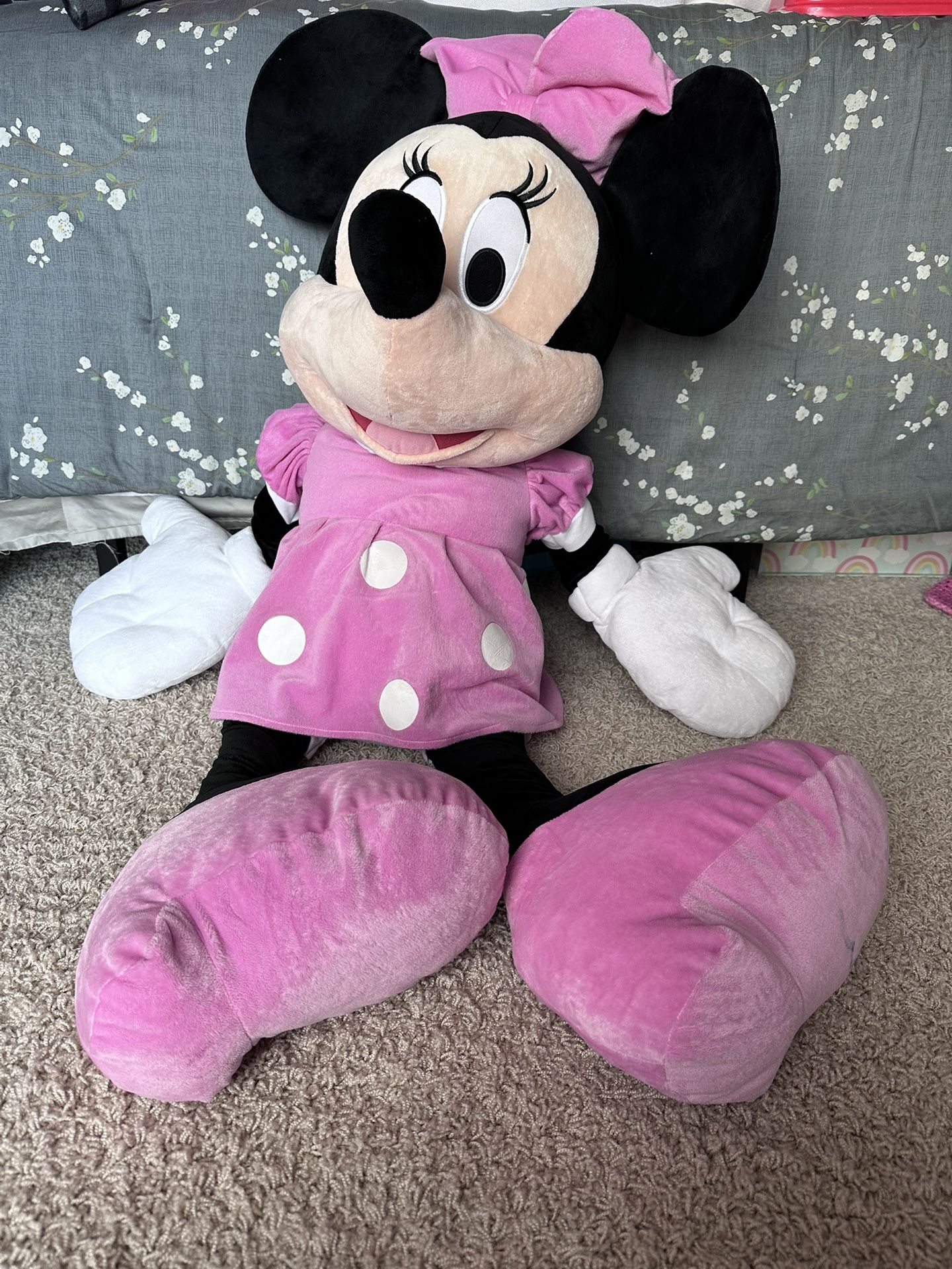 Large Minnie Mouse Plushie