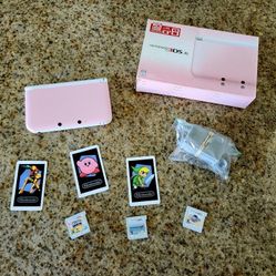 Like NEW Pink Nintendo 3DS XL in BOX.