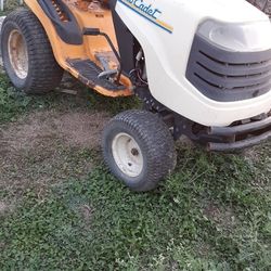 Vendo tractor Cub Cadet Super LT1554