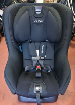 Nuna Rava convertible car seat