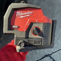 Milwaukee M12 Green 125ft Cross Line And Plumb Point Laser Level