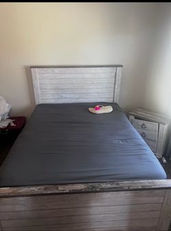 Rustic Wood Bed Frame with Headboard