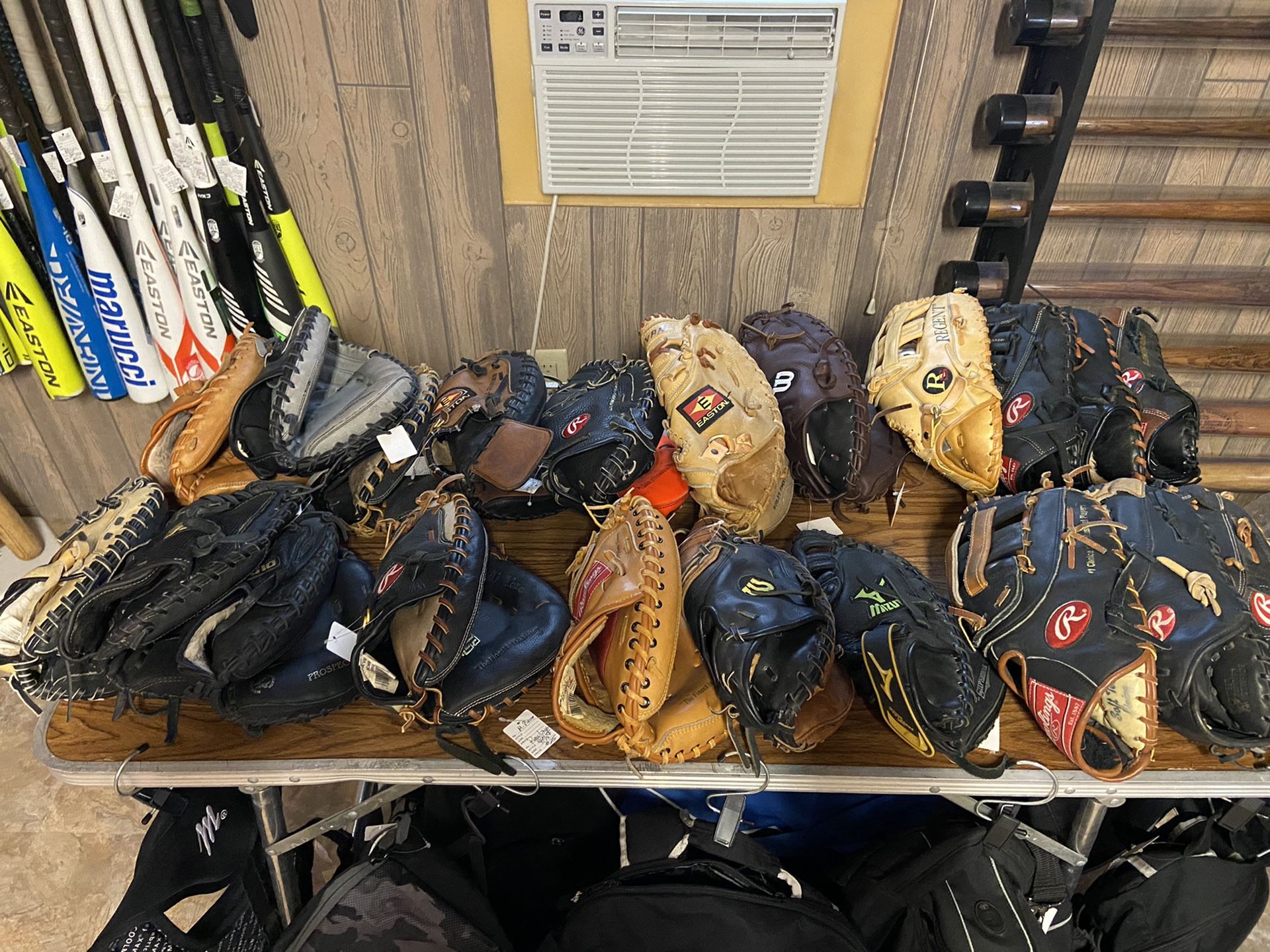 Baseball Catcher mitts - All sizes