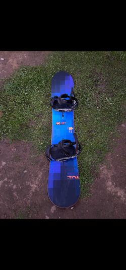 160cm Burton Flying V Snowboard And Bindings 