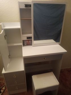 Vanity Table with Seat Good Condition Assembled