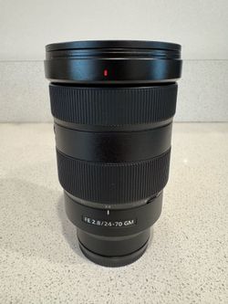 Sony fe 2.8 24-70gm lens