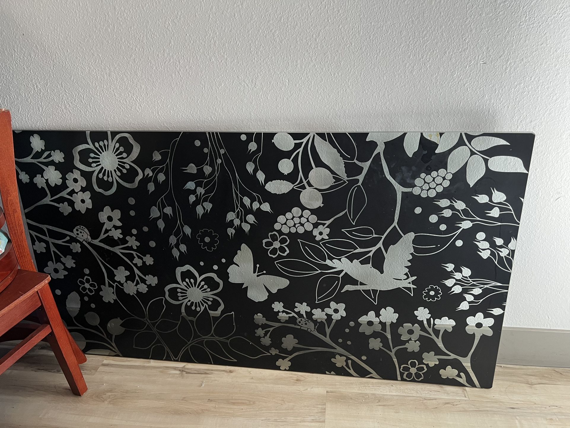 NEEDS TO GO ASAP! DISCONTINUED IKEA DINING TABLE GLASS TOP