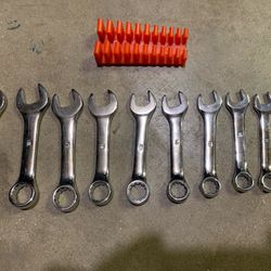 10 Piece Stubby Metric Wrench Set With Holder