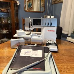 Bernina L860 Serger With Air Threading 