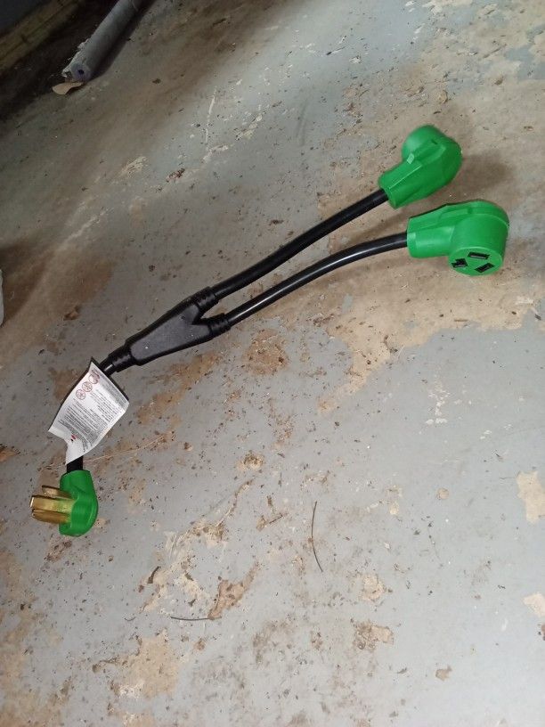 Splitter for PDU, 30 AMP Y Adapter Cord 3-Prong