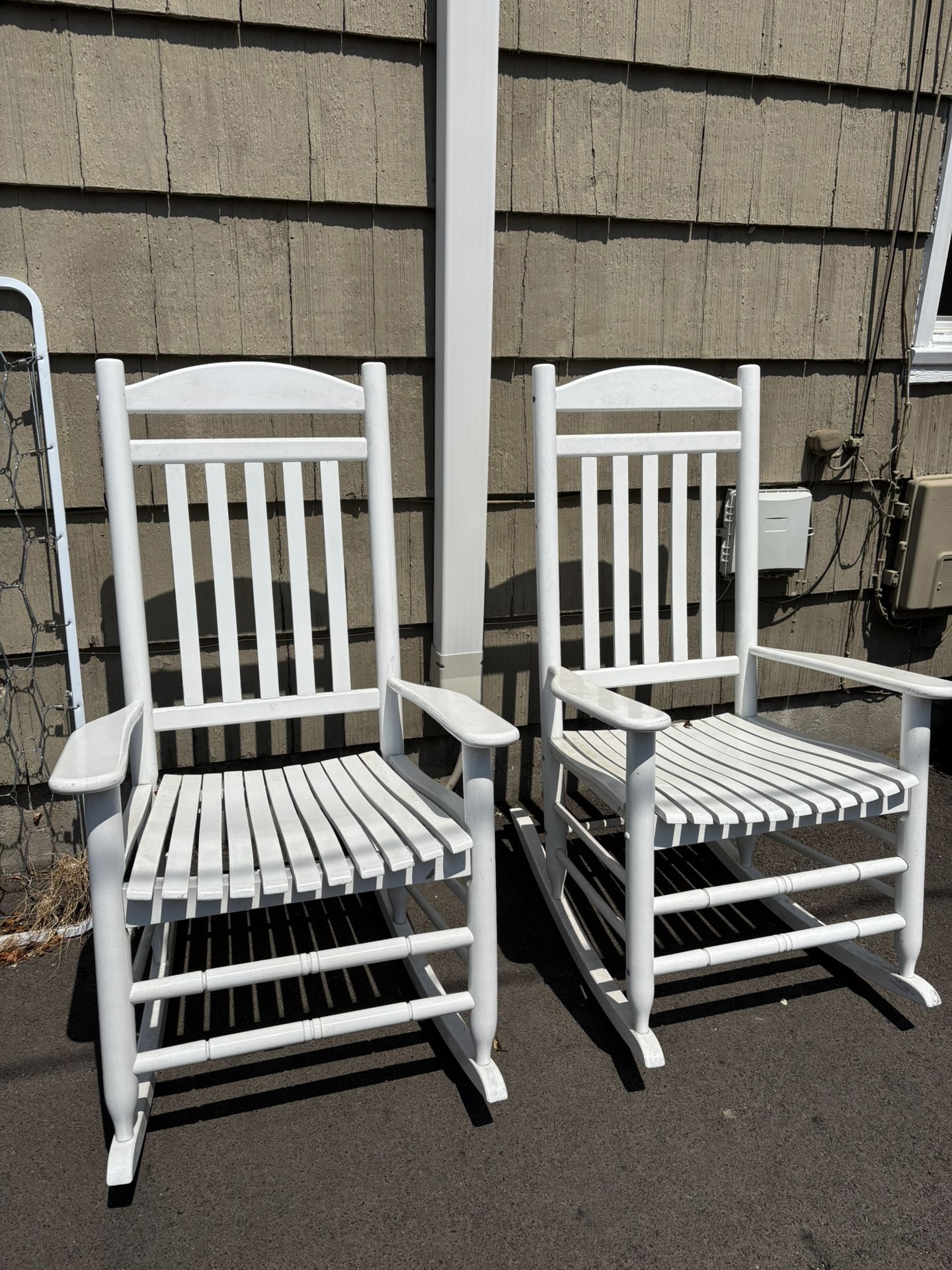 Wooden Outdoor Rocking Chairs