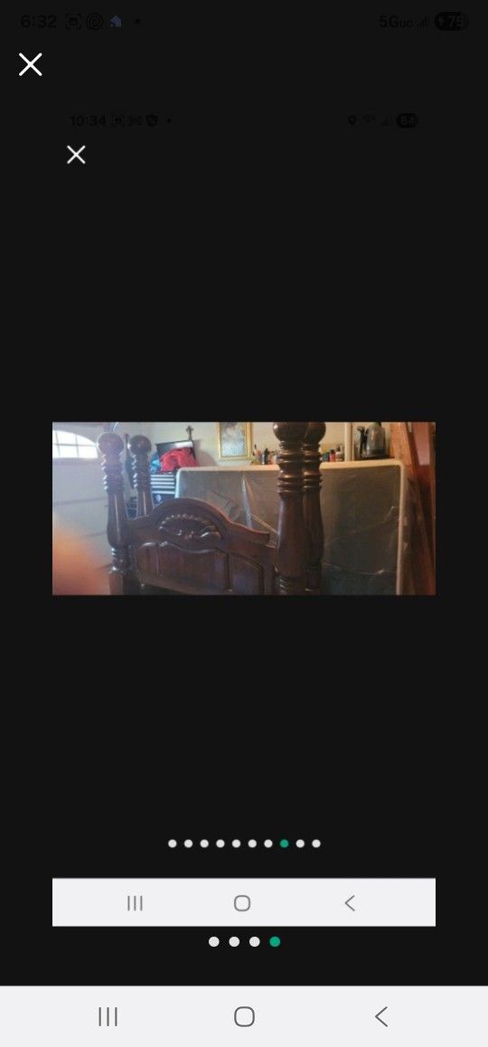 Solid Wood Poster Bed. Beautiful Wood! $300.