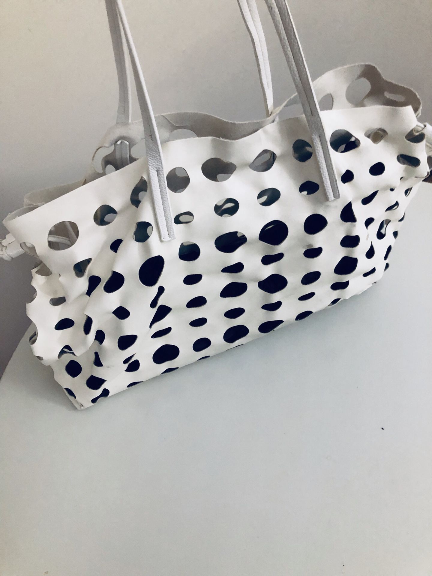 White dotted tote bag
