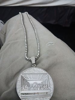 18" Silver/White Necklace