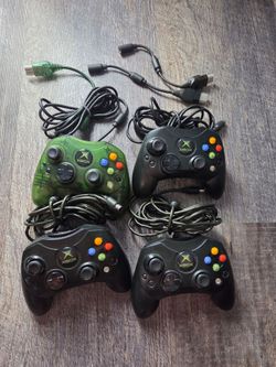 Original Xbox Controller S Lot of 4, W/3 Breakaway cable Untested