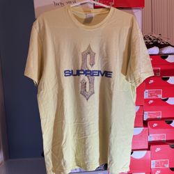 Supreme Diamonds Tee Yellow - Size Large
