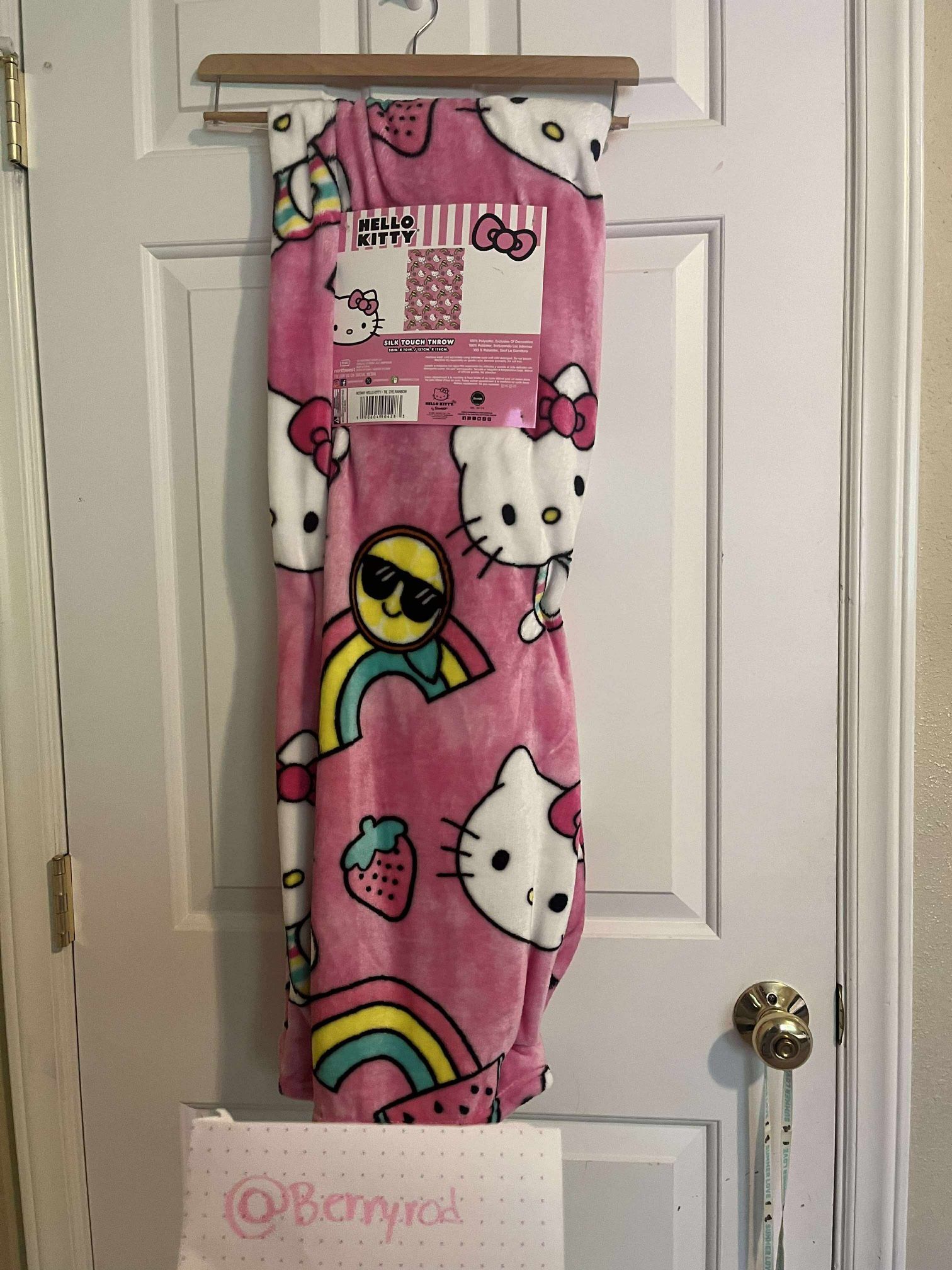 Hello Kitty Blanket