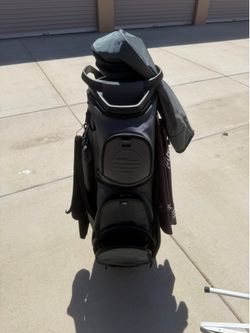 Sunday golf bag