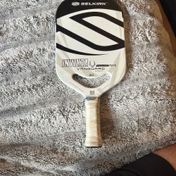 Selkirk Invikta Vanguard Power Air Pickleball Paddle